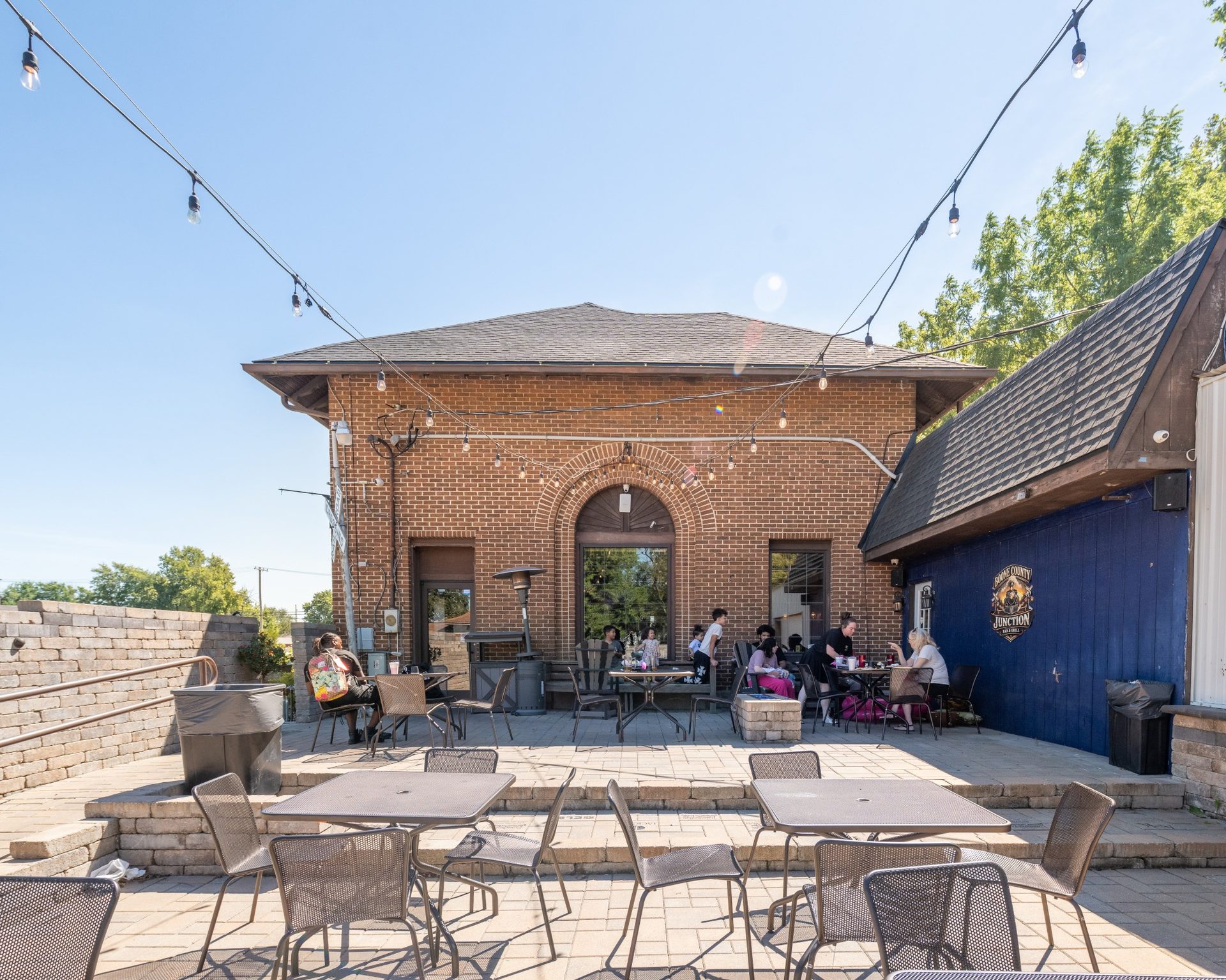 Fire pit and live music